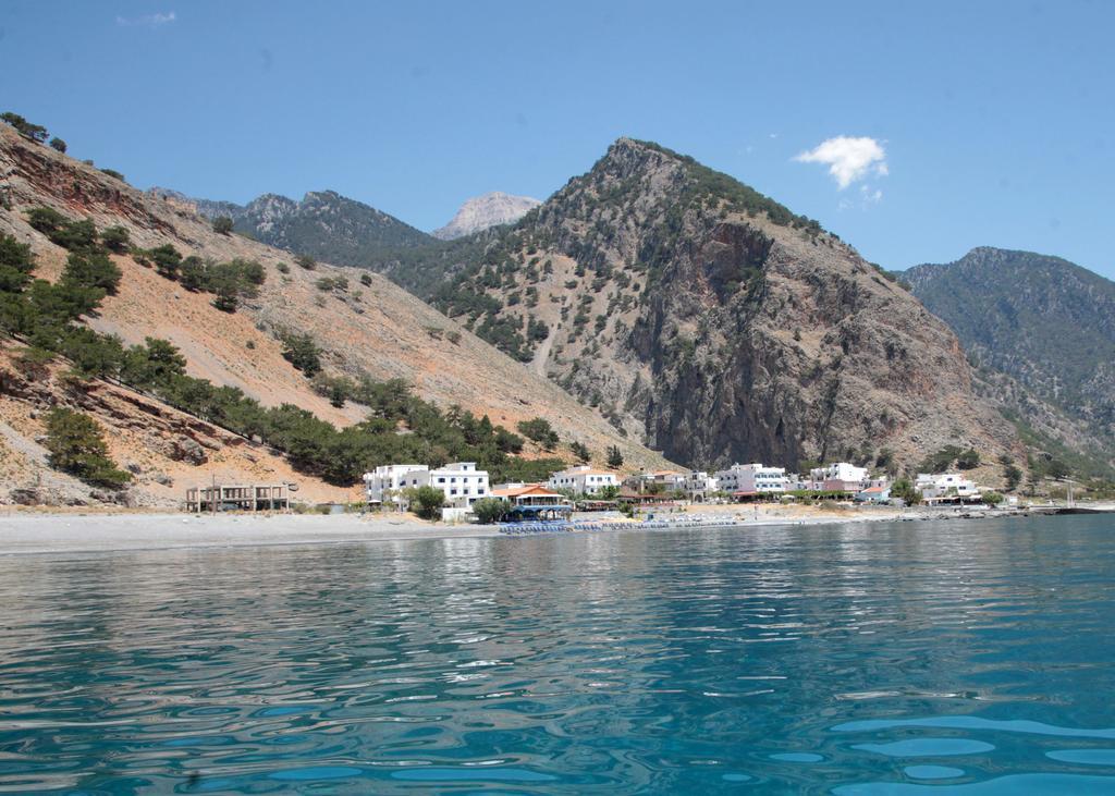 Paralia Guest House Agia Ruméli Exterior foto