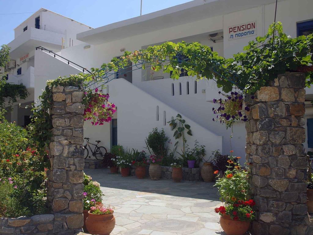 Paralia Guest House Agia Ruméli Exterior foto