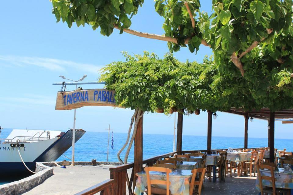 Paralia Guest House Agia Ruméli Exterior foto