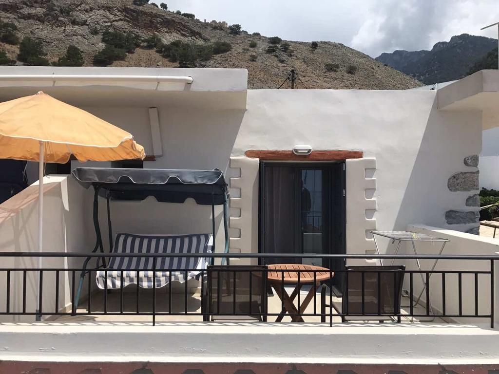 Paralia Guest House Agia Ruméli Exterior foto