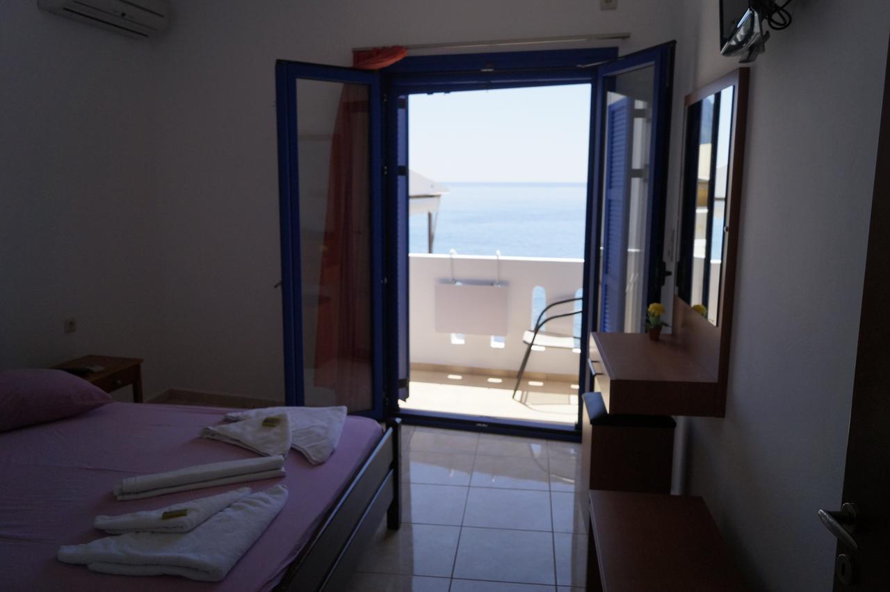Paralia Guest House Agia Ruméli Exterior foto